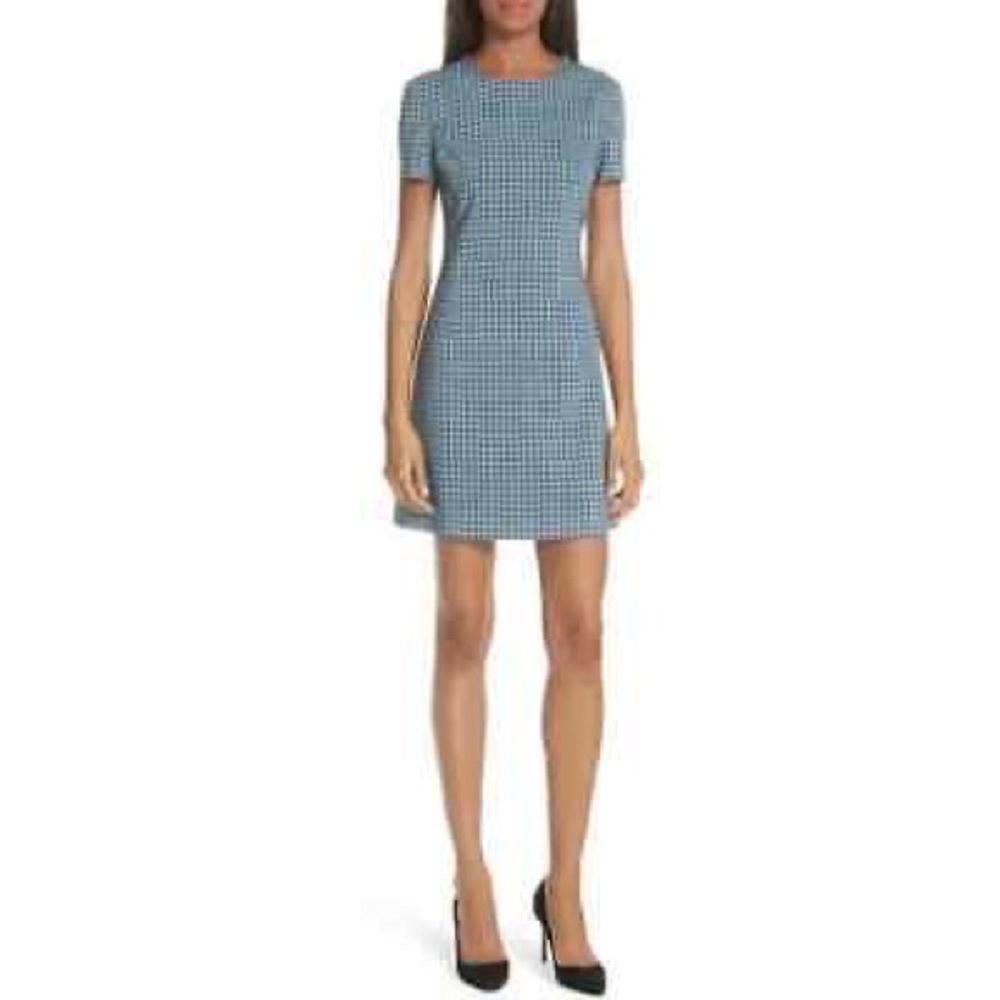 Theory jatinn dress in blue geometric print. Size 4